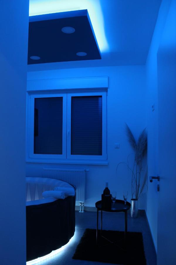 Jacuzzi Apartment Code 96 ザグレブ エクステリア 写真